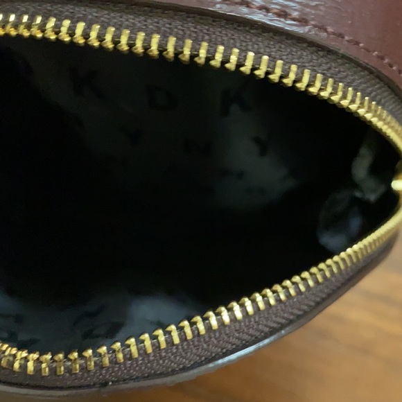 DKNY crossbody purse - Picture 3 of 5